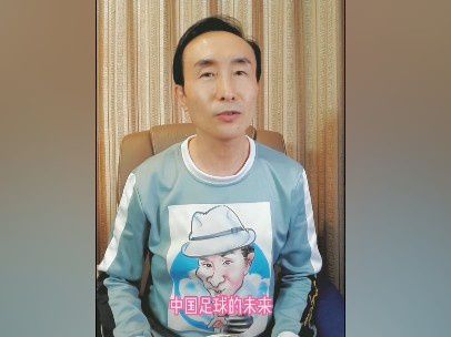 之后，罗斯玛丽怀孕了，而妊娠期令她感到非常困难和痛苦，于是她开始怀疑卡斯泰维、她的丈夫，以及他们夫妇认识的几乎每个人都参与了一个陷害自己的阴谋。